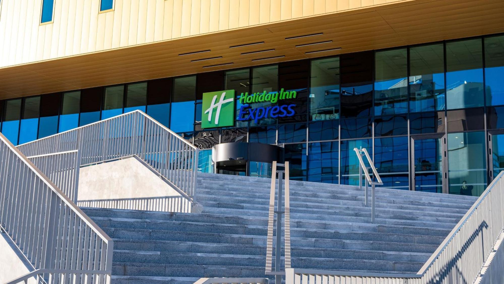 Holiday Inn Express - Nice - Grand Arenas By Ihg Dış mekan fotoğraf